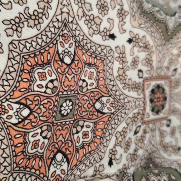 Joie tunic style top - Picture 2 of 5